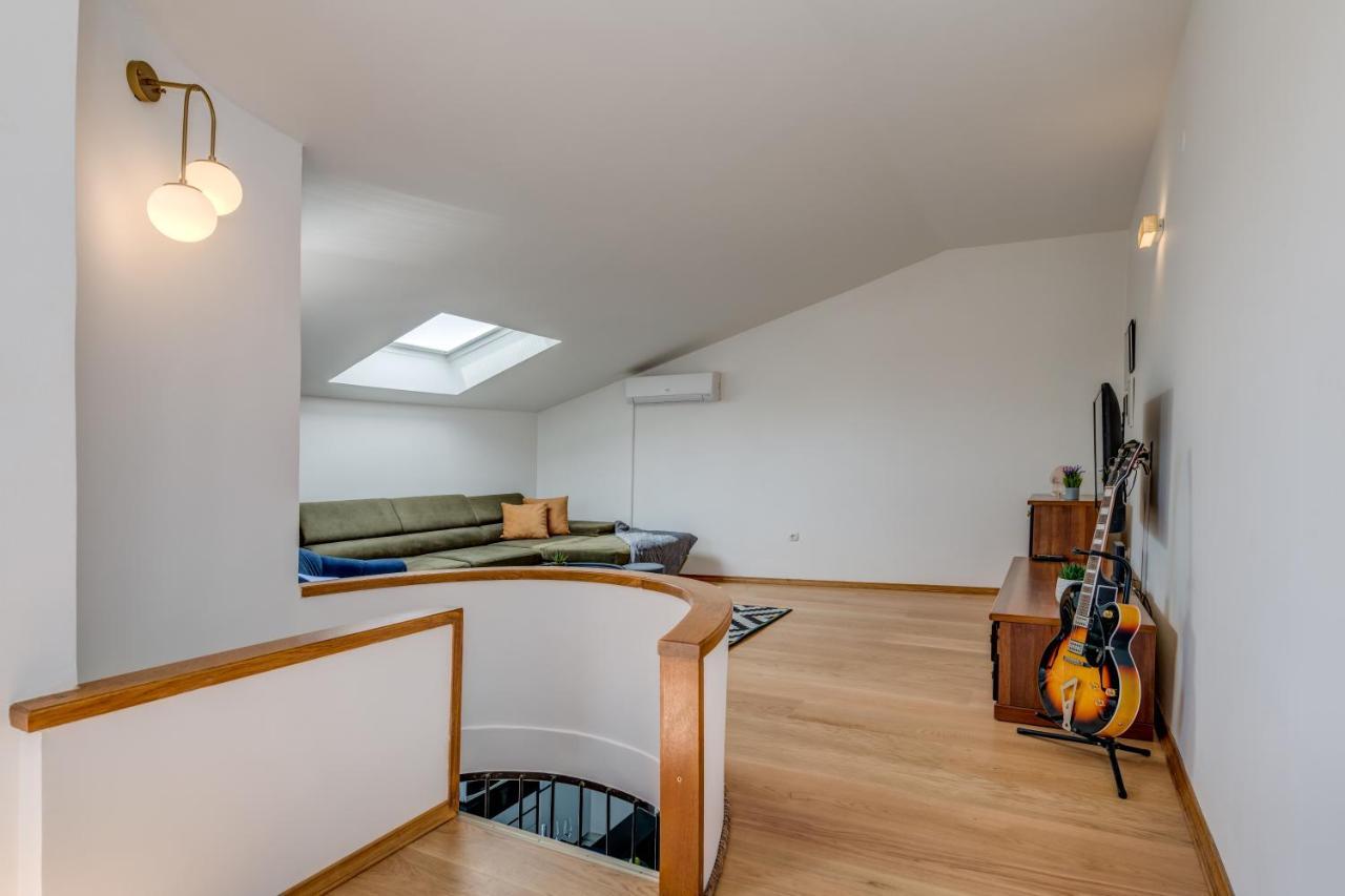 Opera Apartment